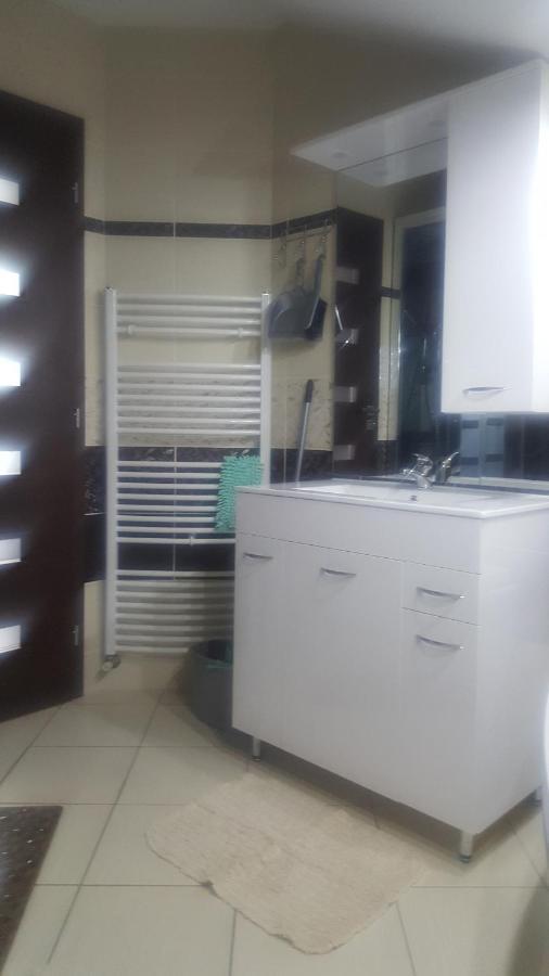 Apartman Zlata Rybka Podhajska Exterior photo