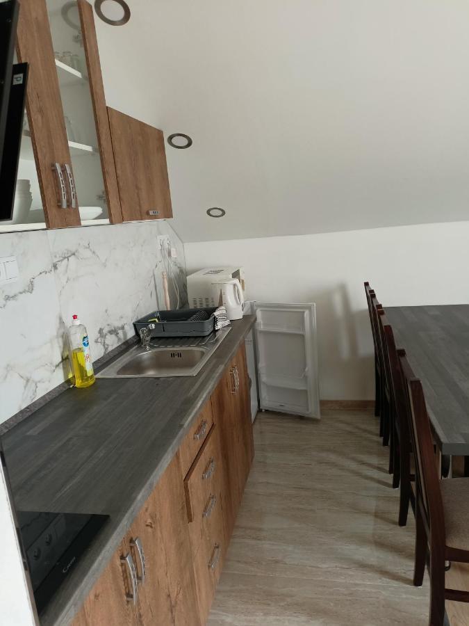Apartman Zlata Rybka Podhajska Exterior photo